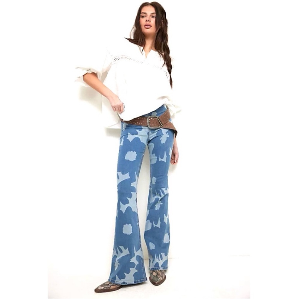 Free People We the Free Penny Floral Printed Pull-On Flare Jeans